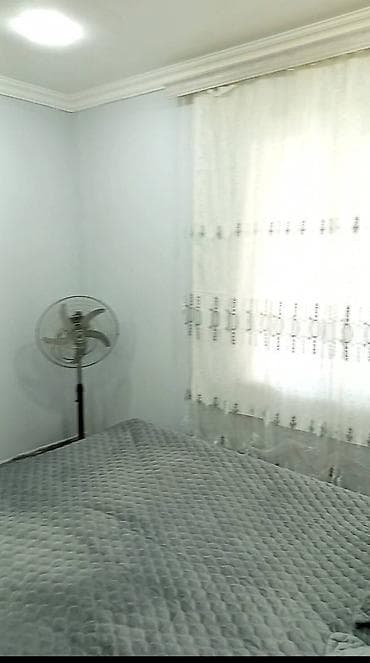 heyet evi satilir: Ramani Şuşa qesebesinde, Malibeyli mektebinin yani, dayanacaga 50 m — 4