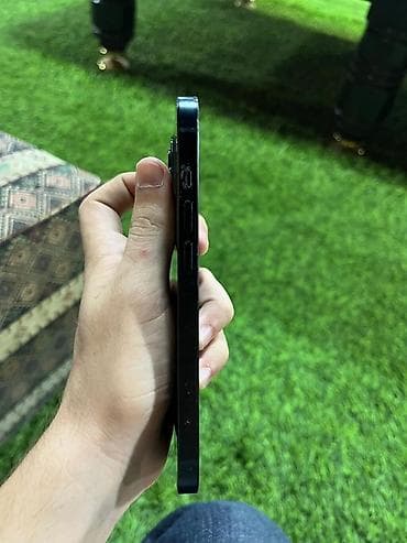 iphine xs: IPhone 13, 128 GB, Qara — 2