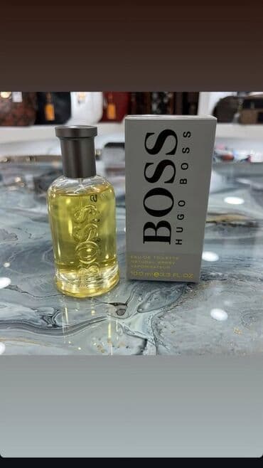 kişi ətiri narkotik: Lüks kişi ətirləri seçimi - Dior Sauvage (Eau de Toilette): Tünd mavi — 8