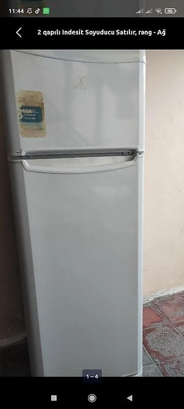 ikinci el soyducular: İşlənmiş 2 qapılı Indesit Soyuducu Satılır, rəng - Ağ — 1