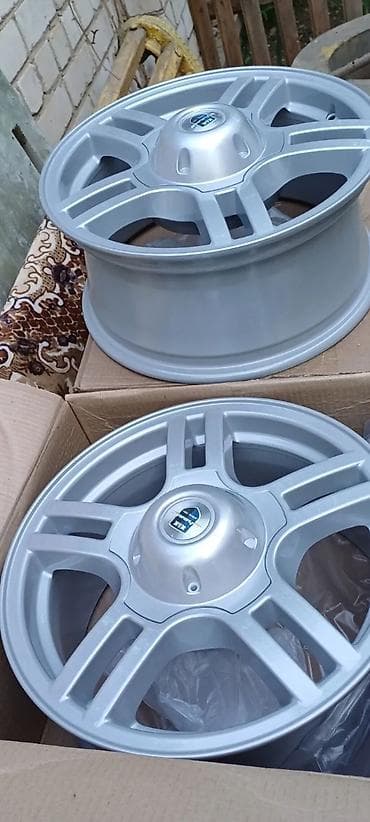 Disklər: Disk UAZ R 16 — 1