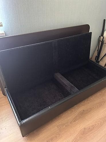 TV altlığı: Mini-divan, Bazalı — 2