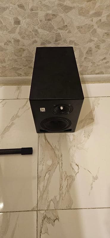 mani̇tor: Midi-klaviatura, M-Audio — 3