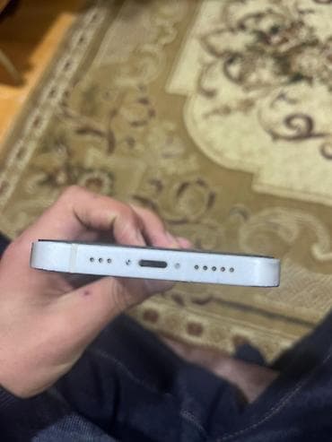 kohne model telefonlar: 128 GB, Ağ, Face ID — 7