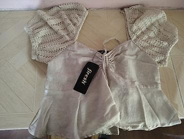 10 azn, etiketi üzərində geyinilməyib