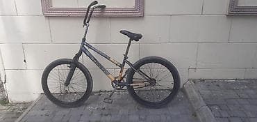 BMX tipli şəhər/trek velosipedi - Çərçivə: polad, “Start” yazılı, iki lalafo.az -da BMX tipli şəhər/trek velosipedi - Çərçivə: polad, “Start” yazılı, iki