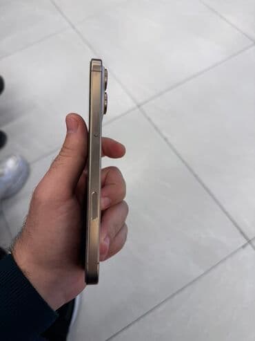 iphone dubai version: IPhone 16 Pro Max, 256 ГБ, Золотой, Гарантия, Отпечаток пальца, Беспроводная зарядка — 5