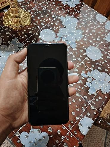 ip 16 pro: IPhone 11 Pro Max, 64 GB, Matte Midnight Green, Face ID — 1