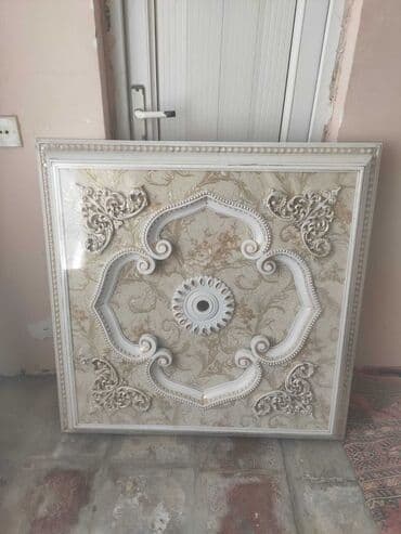 corella fasad boyalari: Naxışlı, kvadrat formalı tavan bəzəyi. Klassik üslubda interyerlər — 1