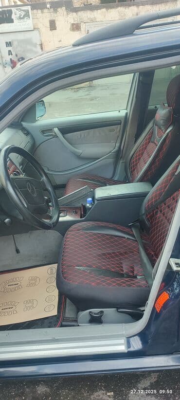 panorama mercedes 2008: Mercedes-Benz C-Class: 2.4 l | 1999 il Van/Minivan — 4