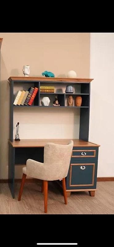 - Məhsul: Kitabxanalı yazı masası və kreslo dəsti - Dizayn