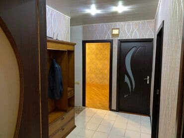 9 ci mikrorayon satilan evler: Bakı, 4 otaqlı, Köhnə tikili, m. Həzi Aslanov, 103 kv. m — 10