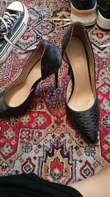 barter geyim: Münasib qiymətə 2 ci əl əşyalar Ayaqqabılar hamısı 38 razmer münasib — 6
