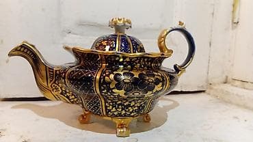 ad yazilan sekiller: Vaza dəsti, Farfor — 6