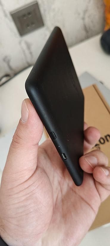 kindle ikinci el: Amazon Kindle Paperwhite Əla vəziyyətdədir. 2019-cu ilin əvvəlində — 3