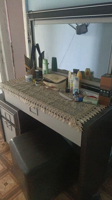 трюмо с зеркалом: С зеркалом, Германия — 2