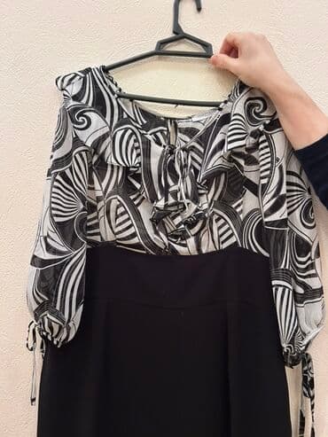 salvar ustu uzun koftalar: Qadın paltarı – iki rəngli dizayn - Üst hissə: qara-ağ qrafik naxışlı — 2