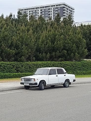 tofaş satış: VAZ 2107 sedan – ağ rəng, 4 qapı, arxaötürücü. Klassik künclü kuzov — 8