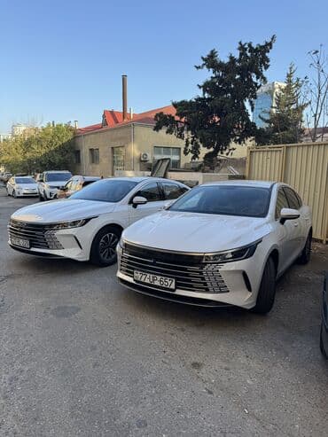 bolt nomresi: Taksi sürücüsü tələb olunur, Nəqliyyat təmin edilir, Həftəlik ödəniş, 3-5 illik təcrübə — 1