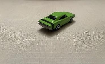 Oyuncaqlar: Yaşıl rəngli metal miniatür maşın modeli - Korpus: parlaq yaşıl rəng — 4
