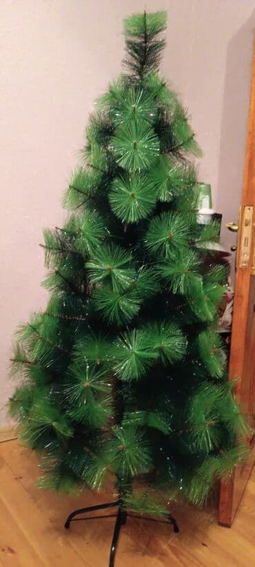 Digər ev dekoru: Məhsul: Süni Şam Ağacı - Boyu: 1,60 m (şəkildə göstərilib) - — 2