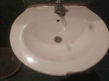 tulpan işlənmiş: QƏTİ ZƏNG ETMİyİN. VATSAPA BURA YAZİN. MOYKA VƏ UNİTAZ AYRİ — 9