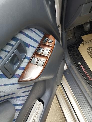 e39 radiator: Toyota Land Cruiser Prado (J90 seriyası) SUV - Kuzov: 5 qapılı — 4
