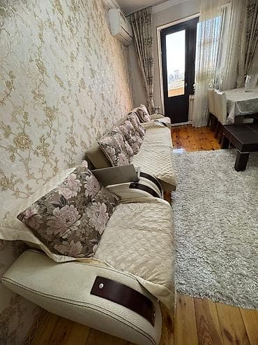 divan alisi: İşlənmiş, Klassik divan, Divan, Bazalı, Açılan — 1