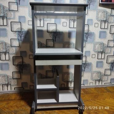 yazı masası qiyməti: İşlənmiş, Kvadrat masa — 2