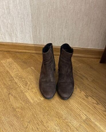 brend qadin ayaqqabilari: Ölçü: 38, İşlənmiş — 1