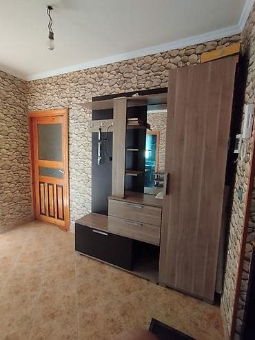 modul tipli ev: Yasamal rayonu, Elmlər metrosunun yaxınlığı, Torpaq Komitəsinin yanı — 10