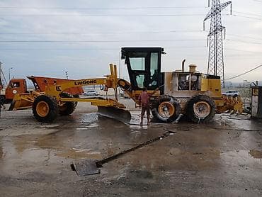 habilead teker: Liugong CLG418 qreyder Texniki xüsusiyyətlər: - Marka/model: Liugong — 2