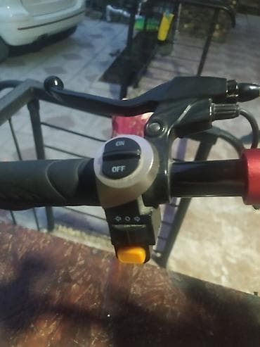 Velosipedlər: Elektrik skuter – oturacaqlı, işıqlı, güclü model - Güclü ön far və — 4