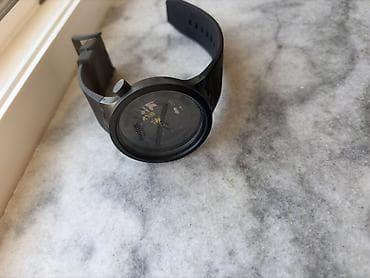 Аксессуары: Swatch saat – skelet dizaynlı, şaffaf siferblat - Brend/model: Swatch — 1