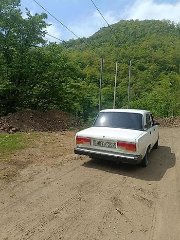 chevrolet salon kredit: VAZ (LADA) 2107: 1.6 l | 2009 il Sedan — 8