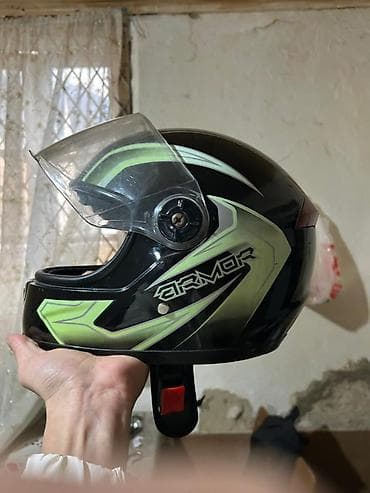 Məhsul: Tam üzlü motosiklet dəbilqəsi Brend/izan: “SAFE” üst loqosu