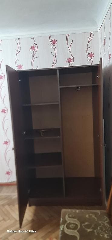 restoran stullari: Taxta oturacaqlar dəsti və TV stendi - 6 ədəd taxta stul: klassik — 9