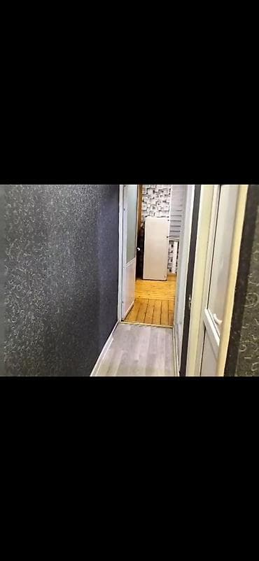 kredit var: Gəncə şəhərində Beynəlxalq xəstəxananın yaxınlığında 8 mərtəbəli — 10