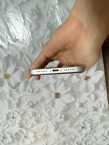 iphone x kamera: IPhone 11 17 pro ya yığılıb. Birə-birdən fərqlənmir. 256 GB yaddaş / — 5