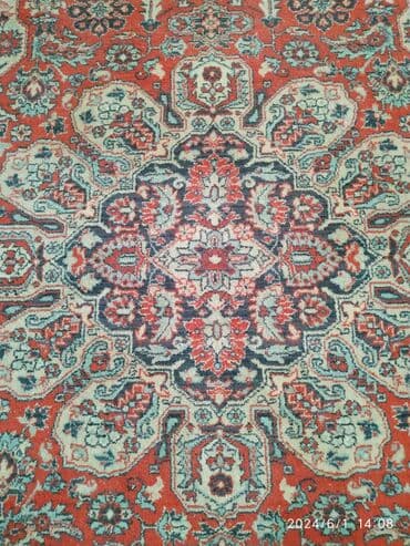 iwlenmiw diktler: Xalça — 2