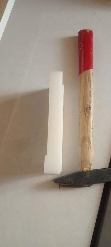 sintepon material: Məhsul: Laminat parket döşəmə takozu (parket çəkmə/döymə bloku) — 3