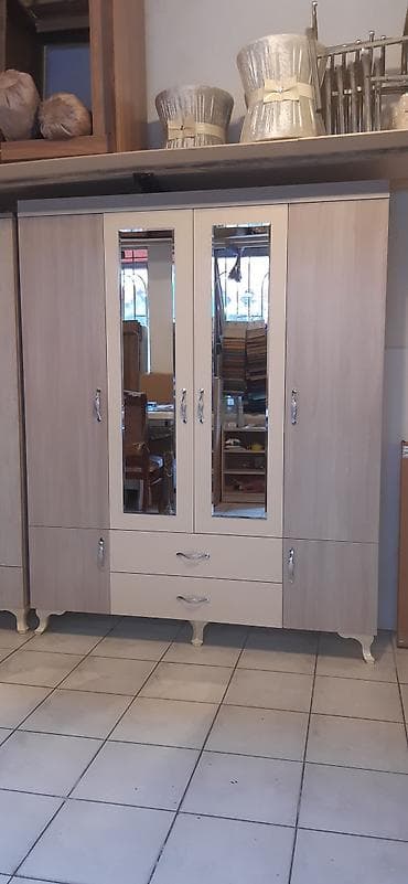 şıfoner: 3 Qapi Dolablar Hal Hazirda Anbarda Movcuddur. Sifariwlede ne reng — 1