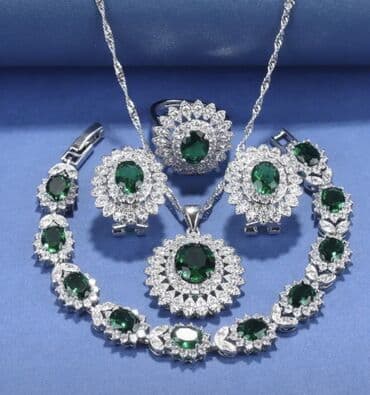 Dəstə daxildir: Üzük, Sırğa, Sep, Gümüş, 925 Əyar