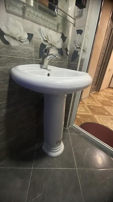 Az ışledılmış Hamam üçün tam dəst lavabo - Klassik sütun ayaqlı