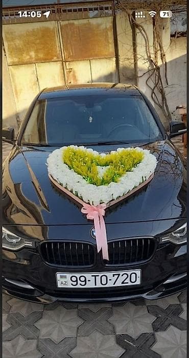 toy libası: Xoş günler üçün maşın dekorlarının günlük kirayəsi — 2