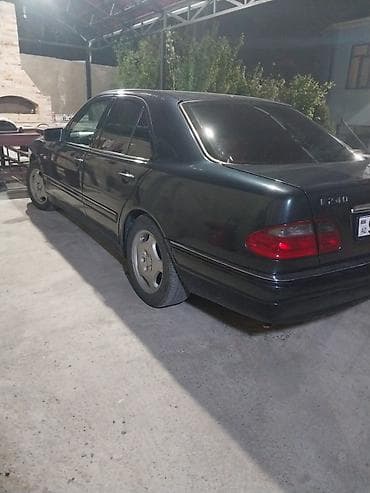 bmw e 39: Mercedes-Benz E 240: 2.4 l | Sedan — 5