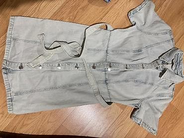 Denim köynək-paltar - Model: qısaqol, yaxalıqlı, ön hissəsi tam