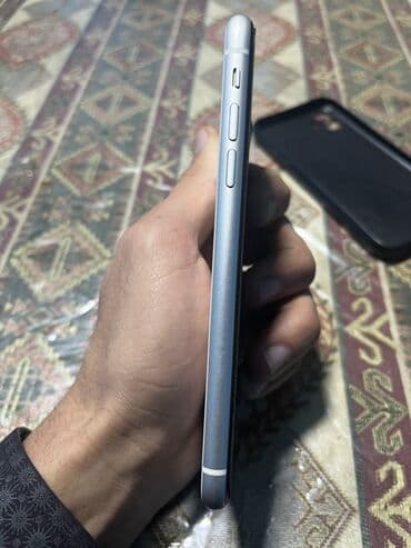 Apple iPhone: IPhone 11, 64 GB, Ağ, Face ID — 1