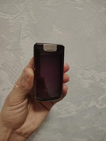 nokia telefonlarin satisi: Nokia 8000 4G, 512 GB, rəng - Qara, Düyməli — 2