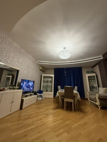 Ремонт и строительство: Qonaq otağı üçün mebel dəsti Tərkibi: - Geniş güzgülü bufet: 4 — 6